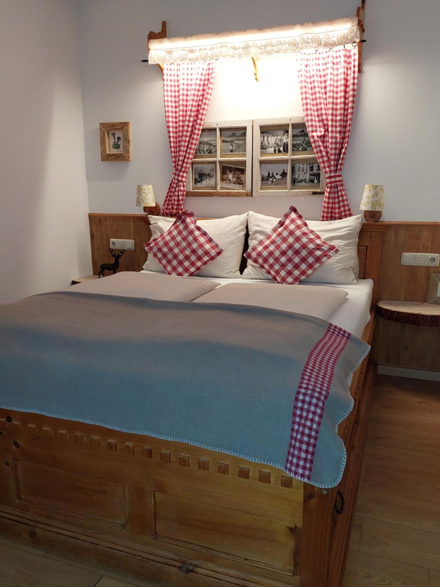 Platzhirsch Zur Alten Wagnerei Gastehaus Bed and Breakfast Saint Wolfgang Camera foto