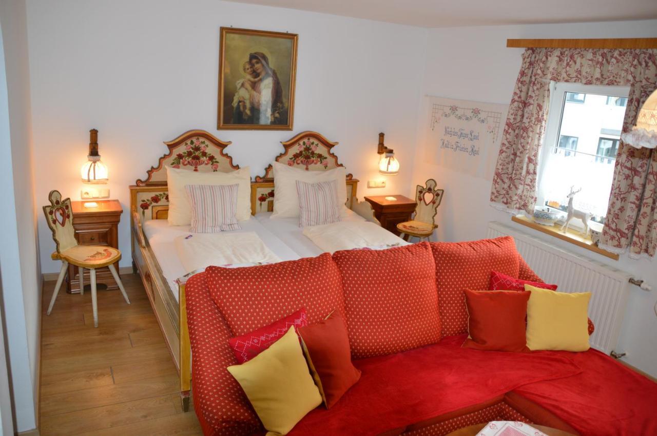 Platzhirsch Zur Alten Wagnerei Gastehaus Bed and Breakfast Saint Wolfgang Esterno foto