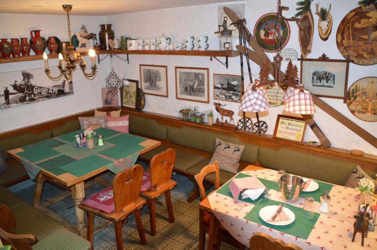 Platzhirsch Zur Alten Wagnerei Gastehaus Bed and Breakfast Saint Wolfgang Esterno foto