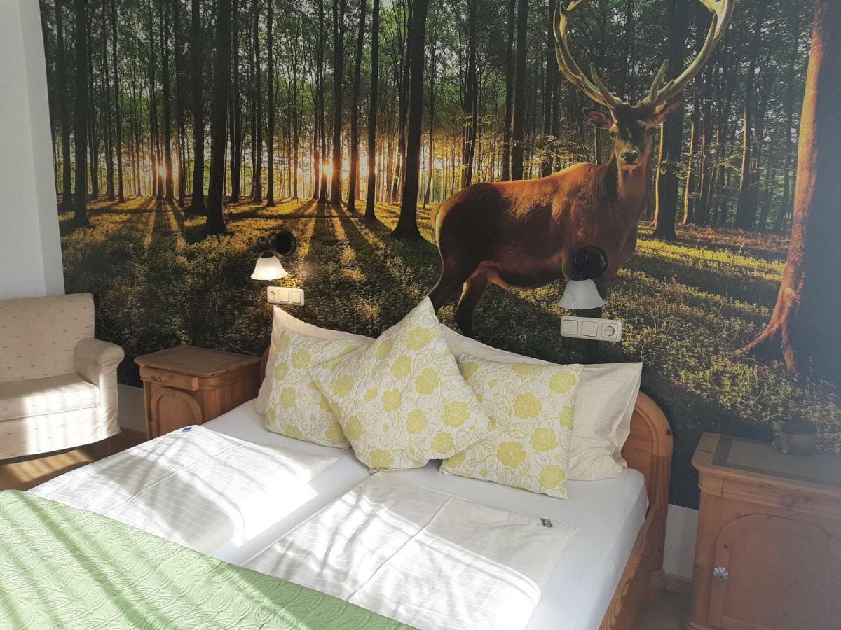 Platzhirsch Zur Alten Wagnerei Gastehaus Bed and Breakfast Saint Wolfgang Esterno foto